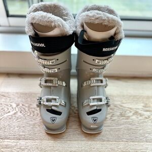 Rossignol Track 70W Alpine Ski Boots – Cloud Grey